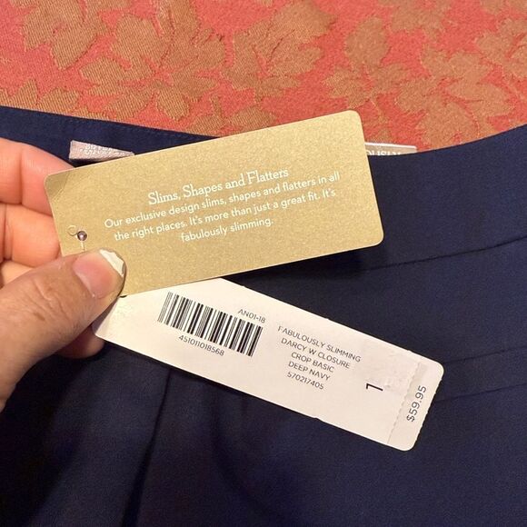 Chicos Fabulously Slimming Darcy Crop Basic Navy Pants - Picture 4 of 12